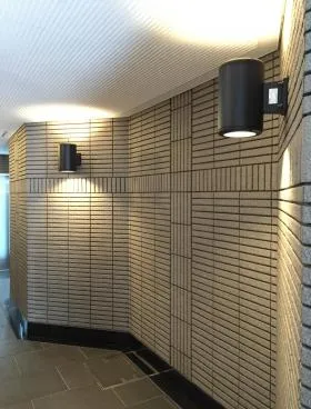 東信入船ビルの外観