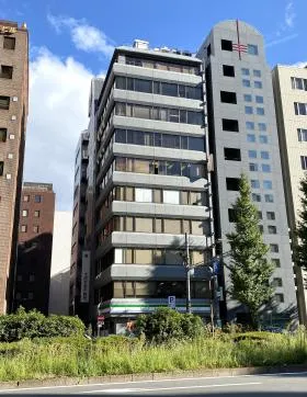 エコー京橋ビルの外観