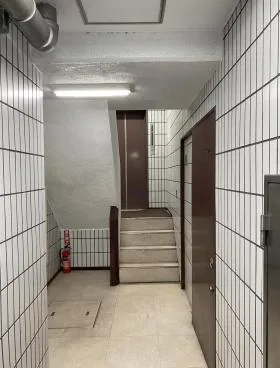 エコー京橋ビルの外観