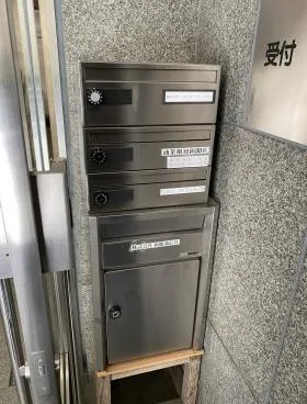YHビルの外観