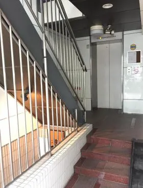アサヒビルの外観