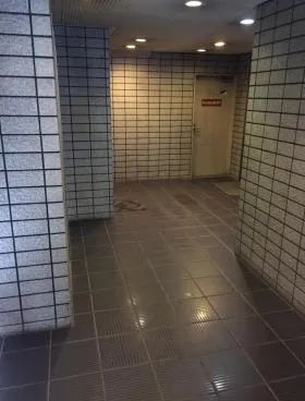 NST小網町ビルの外観