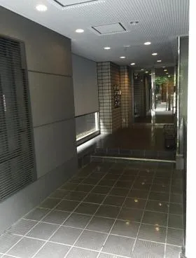 NST小網町ビルの外観