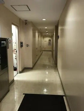 山本本館ビルの外観