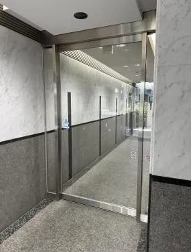 友泉東日本橋駅前ビルの外観