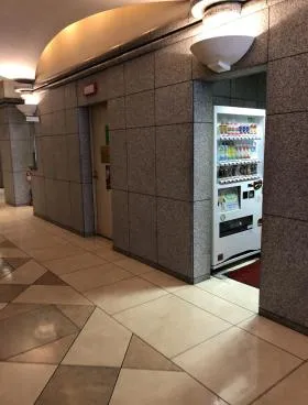 日東紡ビルの外観