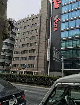 日進ビルの外観