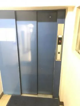 ばんだいビルの外観