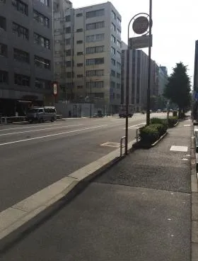 泉国際産業ビルの外観