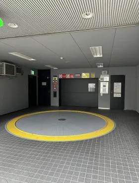 仲御徒町フロント(旧ヒューリック仲御徒町)ビルの外観