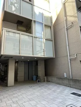 KSYビルの外観