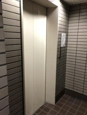 ムサシビルの外観