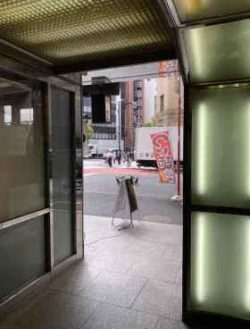 翔和須田町ビルの外観