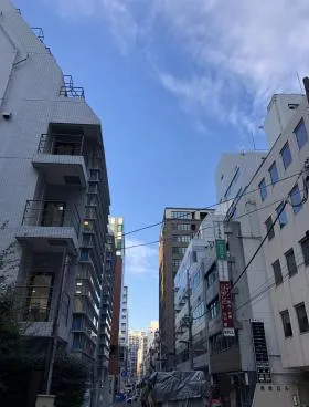 晃永ビルの外観