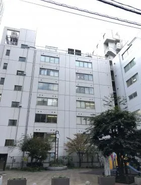 晃永ビルの外観