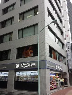 銀座槇町ビルの外観
