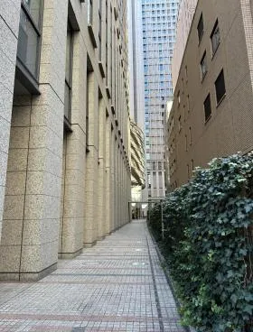 新丸の内センタービルの外観