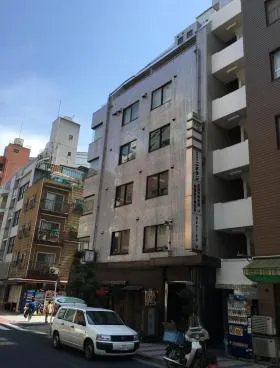 中野ビルの外観