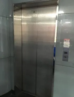 小川町B5ビルの外観