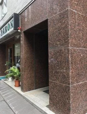 東和錦町ビルの外観