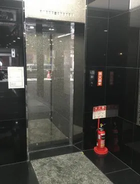ウンピン神田ビルの外観