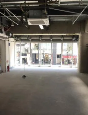 ブランエスパ銀座の外観