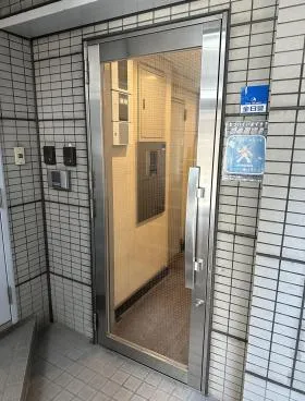 上藤商事ビルの外観