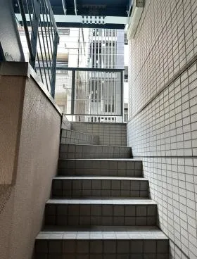 上藤商事ビルの外観