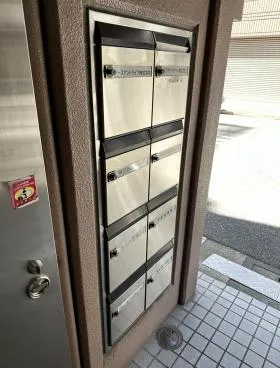 上藤商事ビルの外観