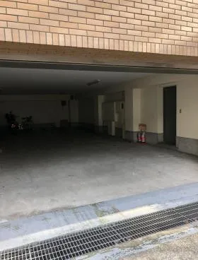 榎坂ビルの外観