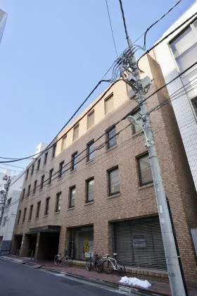 ヤマト第1ビルの外観