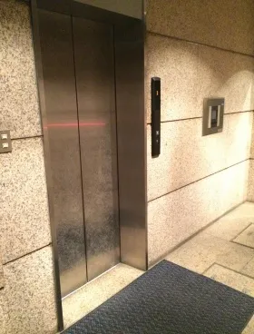 サイエスタビルの外観