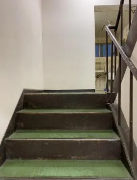 相互新富ビルの外観