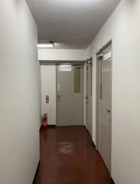相互新富ビルの外観