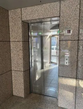 カワジリ八丁堀ビルの外観