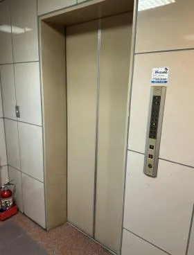 TMKビルの外観