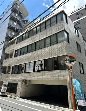 平田湊ビルの外観