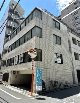 平田湊ビルの外観