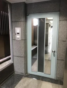 第2正直屋ビルの外観