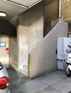AMビルの外観