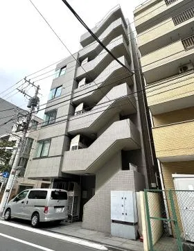 AMビルの外観