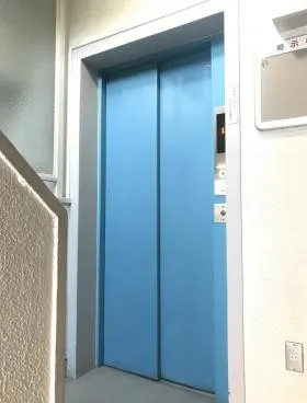 フェニックスビルの外観