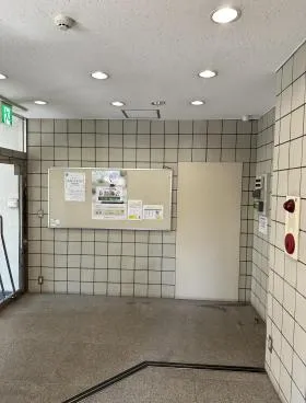 ヒューマンハーバービルの外観