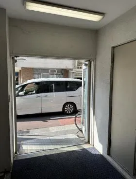 ヒューマンハーバービルの外観