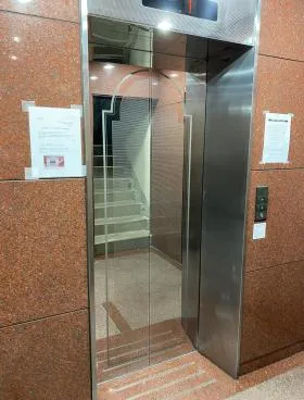 JS築地ビルの外観