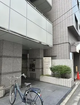 新富TTビルの外観