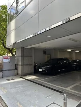 新富TTビルの外観