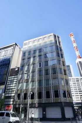 DKビルの外観