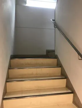 銀座ワカホビルの外観