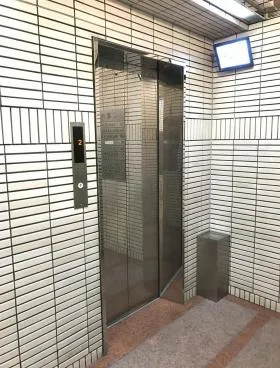 銀座吉澤ビルの外観